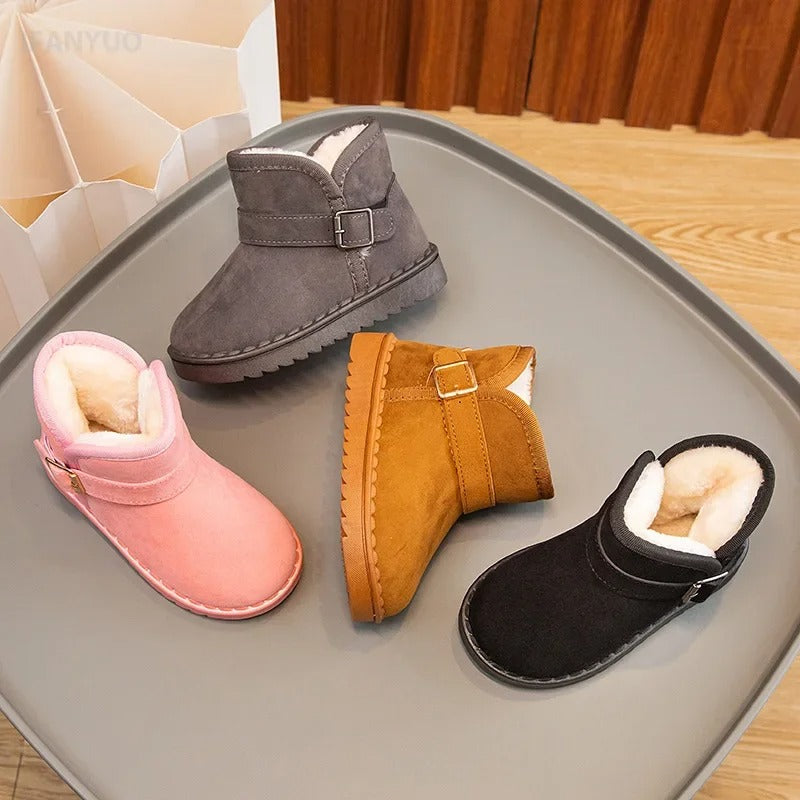 Botinha Comfort™: Mantenha os Pezinhos da Princesa Quentinhos!(Frete Grátis + Brinde Surpresa!)