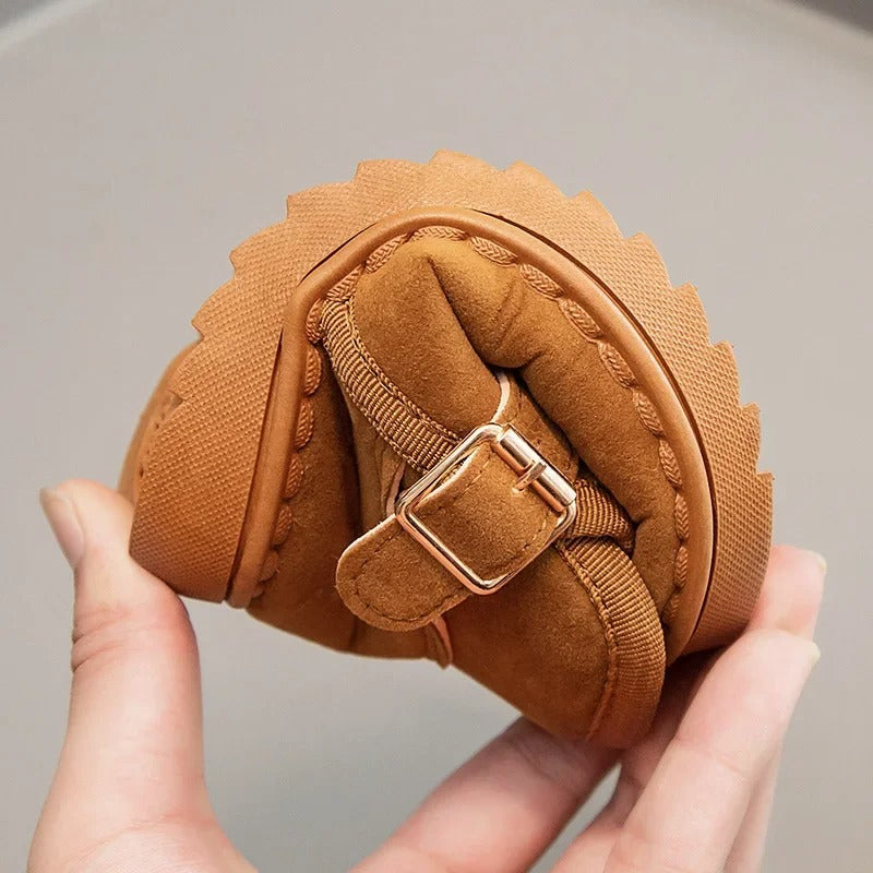 Botinha Comfort™: Mantenha os Pezinhos da Princesa Quentinhos!(Frete Grátis + Brinde Surpresa!)